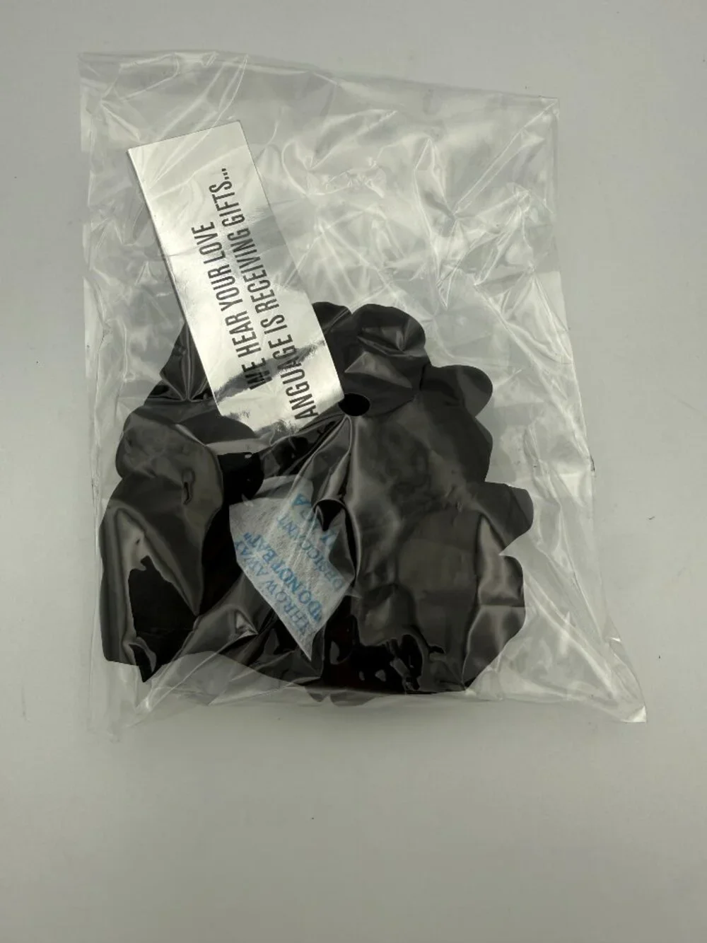 IL MAKIAGE Concealer Shade 2.5 + Luxe Scrunchie